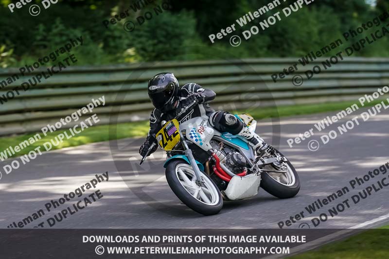 cadwell no limits trackday;cadwell park;cadwell park photographs;cadwell trackday photographs;enduro digital images;event digital images;eventdigitalimages;no limits trackdays;peter wileman photography;racing digital images;trackday digital images;trackday photos